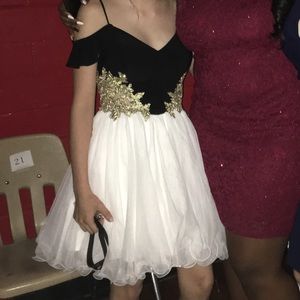 David’s bridal homecoming dress!SIZE 1